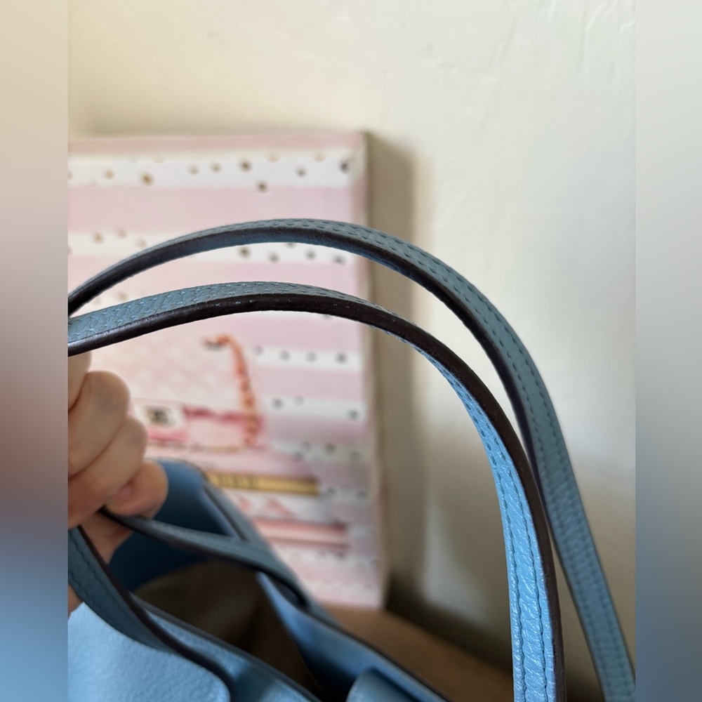 GUCCI Swing Leather Tote Bag - Picture 9 of 16